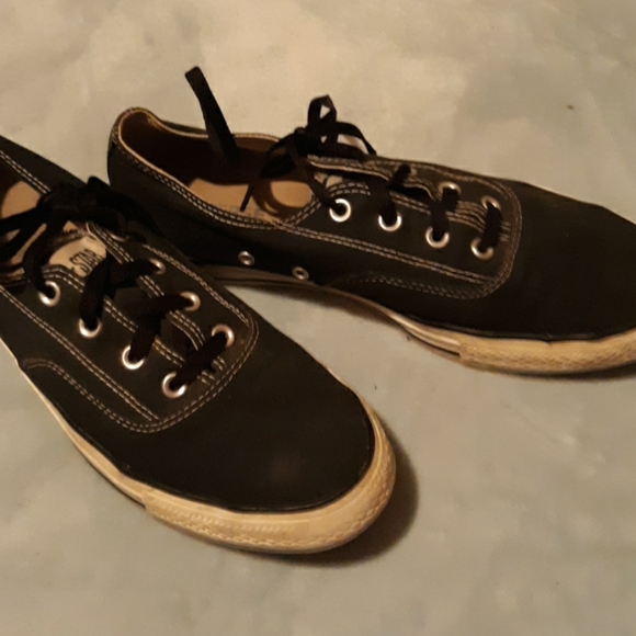 **SOLD ON MERCARI** - Picture 4 of 8